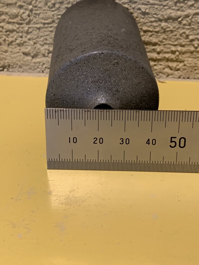 伝統工芸の美、珠洲焼一輪挿し 花器を特別価格で！ 珠洲焼の一輪挿し | iichi 日々の暮らしを心地よくする