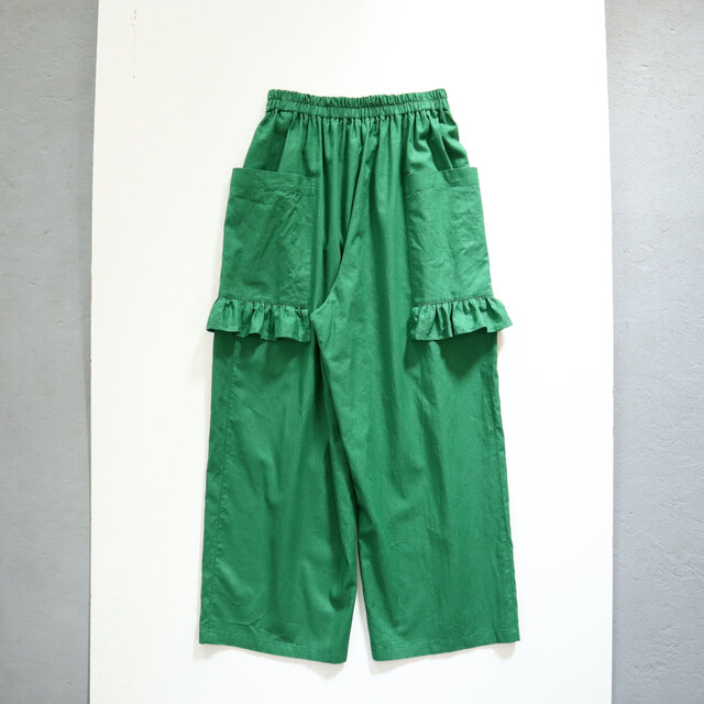 ruk☆ 新品未試着　OHGA POCKET FRILL Sサイズ frill pocket straight pants (green) | iichi 日々の暮らしを