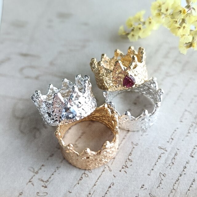 未使用保管品　ペリドット ダイヤ　ティアラリング　王冠　k18 Petit Lulu リング 指輪 レディース ティアラ 姫 プリンセス