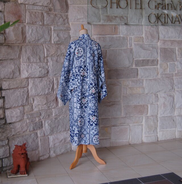 仕立て屋さんのハンドメイドワンピース433 仕立て屋さんの生地鮮やかオーダーメイドワンピース ⚫️新着 ダブル