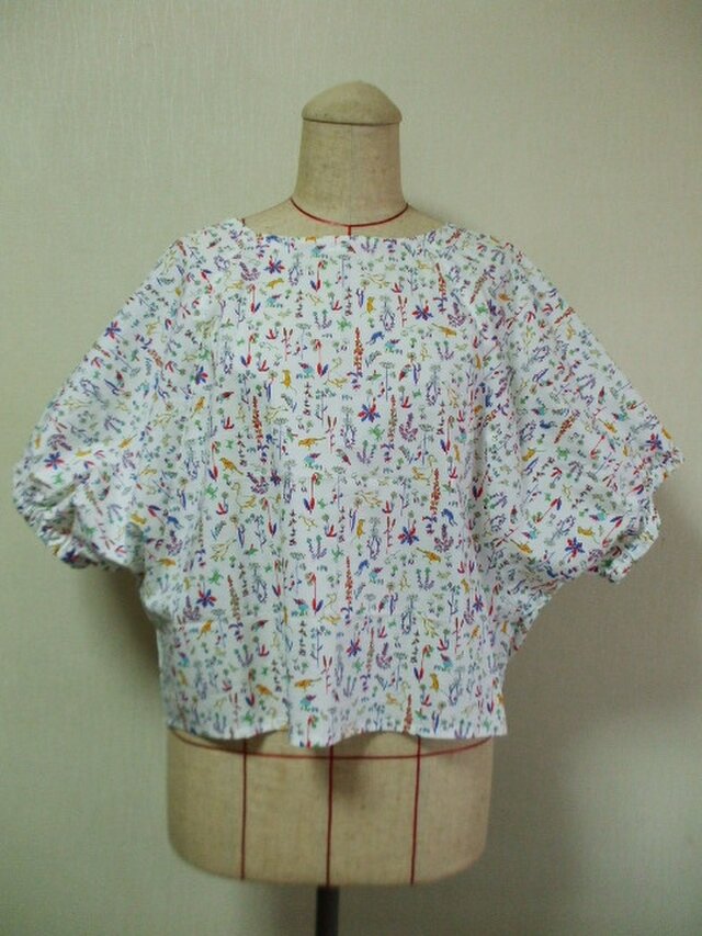 【ラスト１】リバティ ピカデリーポプリン セオ(Theo) ラウンドネック ラグラン切替え５丈袖プルオーバー M~LLサイズ