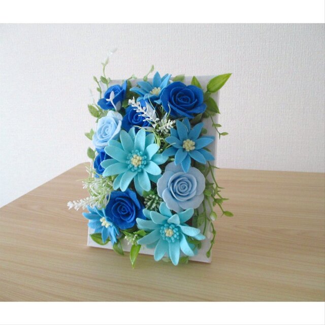 青い花柄の陶器製フォトフレーム 楽天市場】【アウトレット】藍染 花鳥 フォトフレーム [H15.8cm