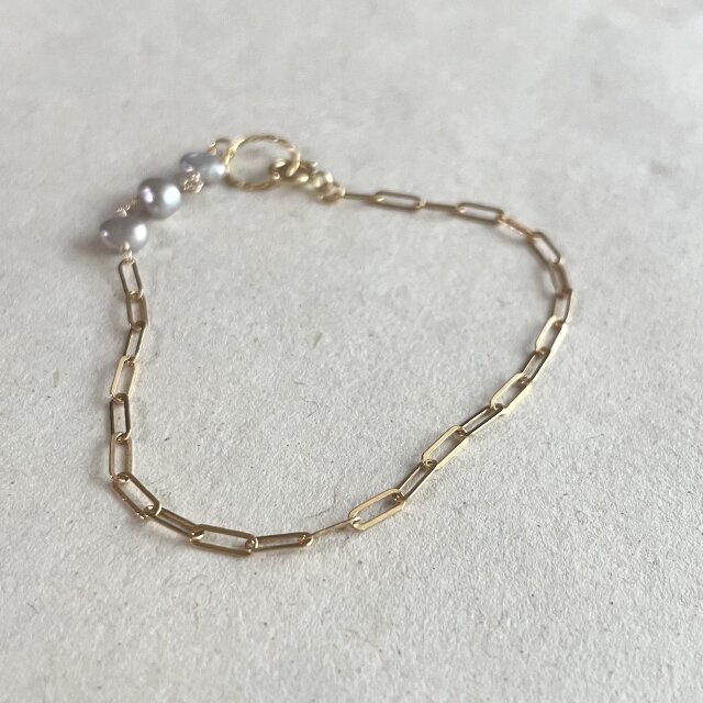 Zaniah 14KGFスクエアチェーン×淡水パールのシンプルブレスレット <a025-brc>