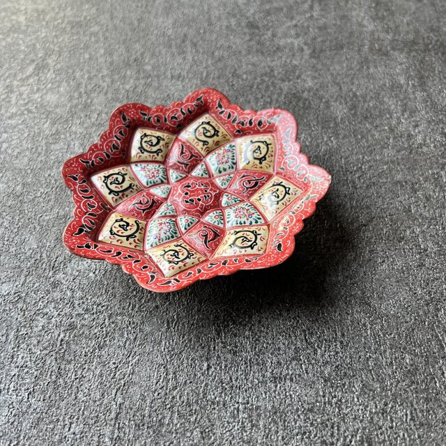 ペルシャ　エナメル皿 アクセサリートレイ エスニック　皿 ペルシャのエナメル皿（ミーナーカーリー）飾り皿 アクセサリー