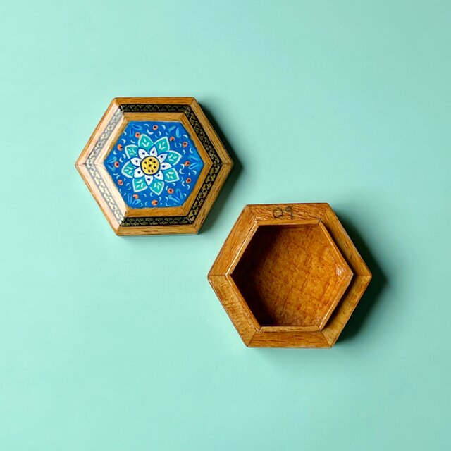ペルシャの象嵌細工（寄木細工）小箱 宝石箱 六角形 ミニサイズ【KHA