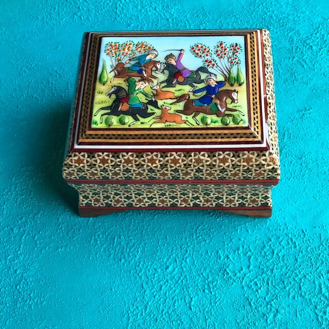 ペルシャの象嵌細工（寄木細工）小箱 宝石箱 長方形 12cm 【KHATAM