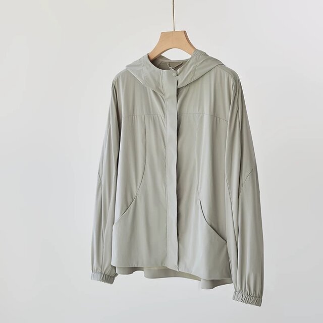 「呼吸ホールUVカットジャケット」東レ素材使用275+ UVプロテクションで完全日焼け防止　スカイグレー 　250712-3