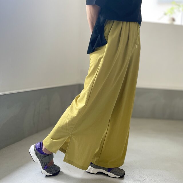 残暑に秋色♪【接触冷感】サイドスリット イージーワイドパンツ 4色展開【イエロー】『2025リデザイン』