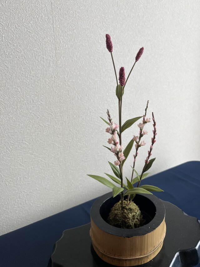 粘土の花　タデ