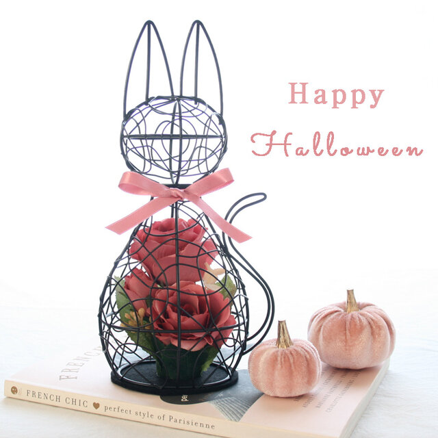 黒猫のフラワーアレンジメント パンプキン付き（ハロウィン限定）