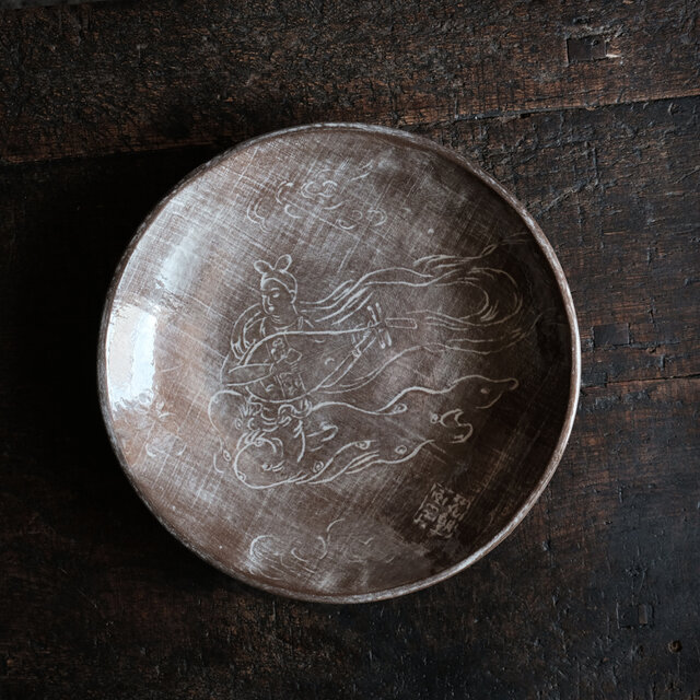 琵琶を弾く天女◆銘入り　レトロな大皿　昭和期　古民家　工芸品　暮らしに　飾り皿
