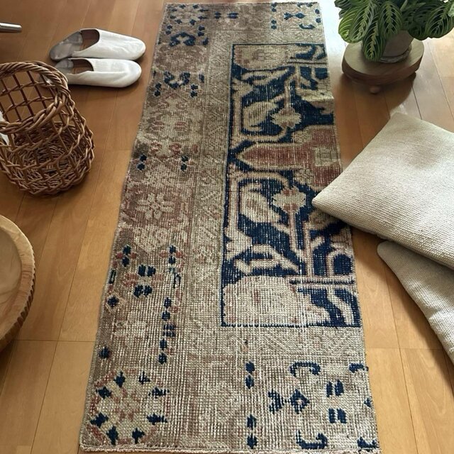116×191 キャメル×クリーム　ボタニカル　トルコヴィンテージラグ 116×191 キャメル×クリーム ボタニカル トルコヴィンテージラグ