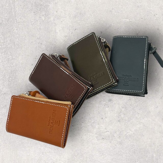 レザー二つ折りキーケース（ハンドメイド／コインケース付／4連キーフック／カードポケット付／ギフト対応）