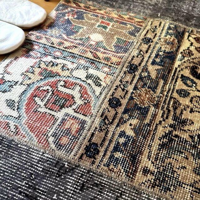 49×100 グレイ×ボタニカル　大人パッチワーク　トルコヴィンテージラグ 49×100 グレイ×ボタニカル 大人パッチワーク トルコヴィンテージ