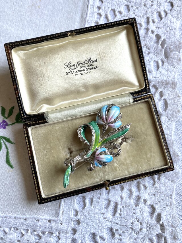 マーカサイト　エナメル ツインフラワー　ブローチ