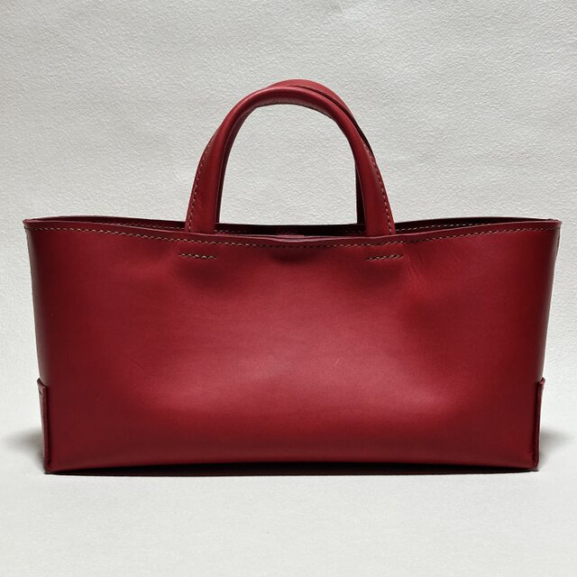 【在庫品・即納可能】イタリア製牛革のしっかり横長トートバッグ（赤色・Mサイズ）