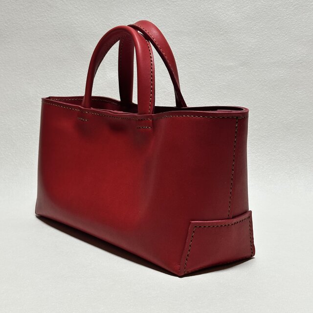 在庫品・即納可能】イタリア製牛革のしっかり横長トートバッグ（赤色