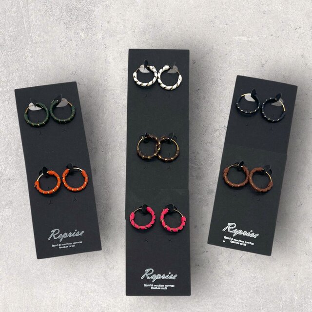 レザーフープイヤリングM（ハンドメイド／ニッケルフリー／本革／ワンポイント／ギフト対応）