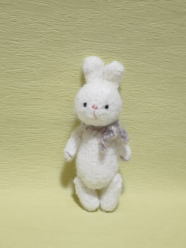 Bunny ハンドメイド・手芸 白ウサギのあみぐるみ