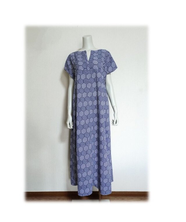 浴衣反物☆7種類白紺系等のテントラインワンピース・マキシ丈M〜L fit=scale-down,w=1200