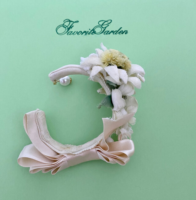 ホワイトフラワー ブレスレット A