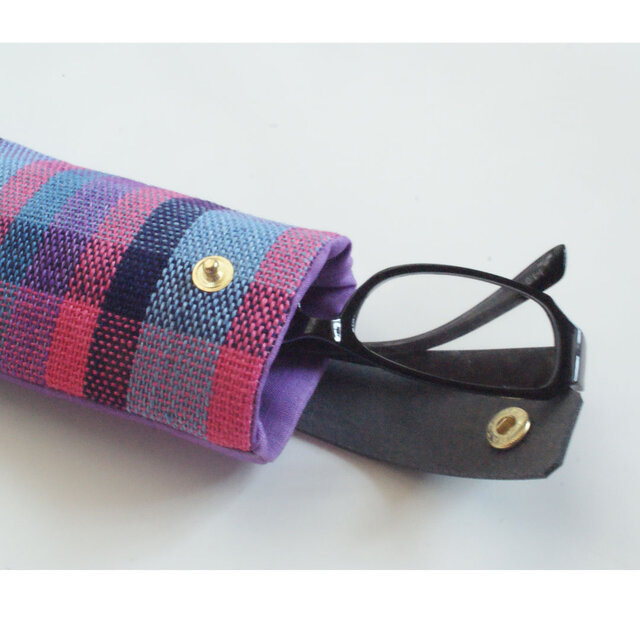 手織りリネンのメガネケース　ライトブルー