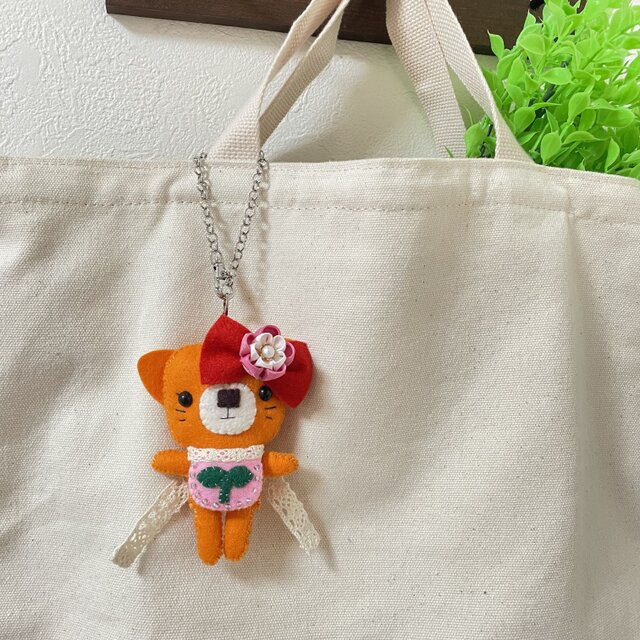 猫様　バッグチャーム付き+300円 バッグチャーム ぷっくりねこちゃん | iichi 日々の暮らしを