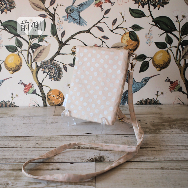 スマホケース　ショルダーポーチ　サコッシュ