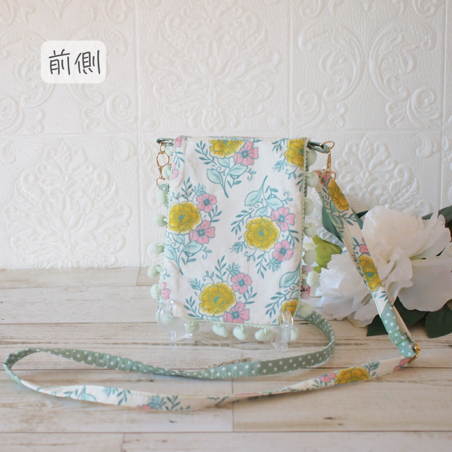 スマホケース　ショルダーポーチ　サコッシュ