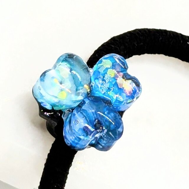 レジンヘアゴム　バラ　ブルー　パープル　豪華　金箔 レジンヘアゴムバラブルーパープル豪華金箔