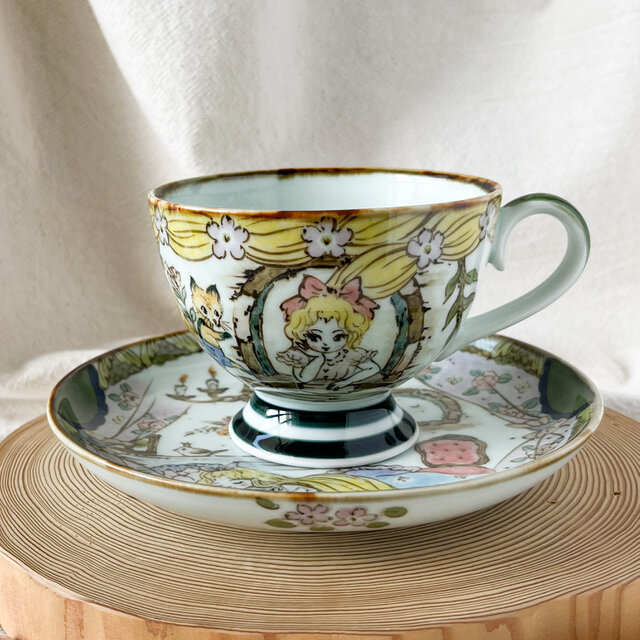 チコロット❤️すべて手描き❤️染付け❤️ソーサーは単体として使えます❤️ラプンツェル❤️カップ＆ソーサー