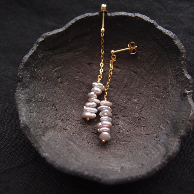 【K14gf】Gray Pearl Earrings／グレーパール ミニスタッドピアス