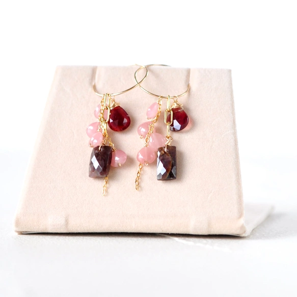 〜宵紅（よいべに）のサファイア〜ブラウンサファイアレクタングルxアンデシンxグァバクォーツ　フープ　ピアス