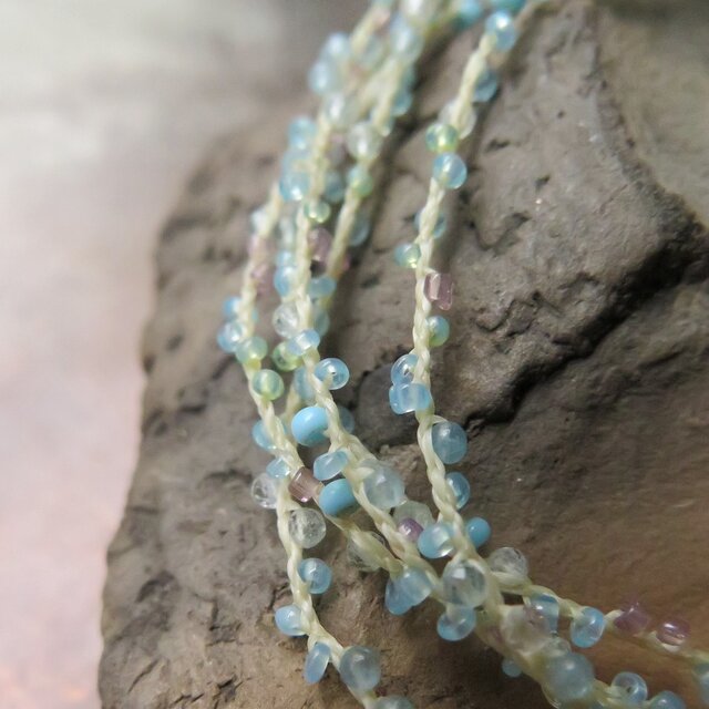 アンティーク 糸 ヴェネチアンシードビーズ ＆ アクアマリン