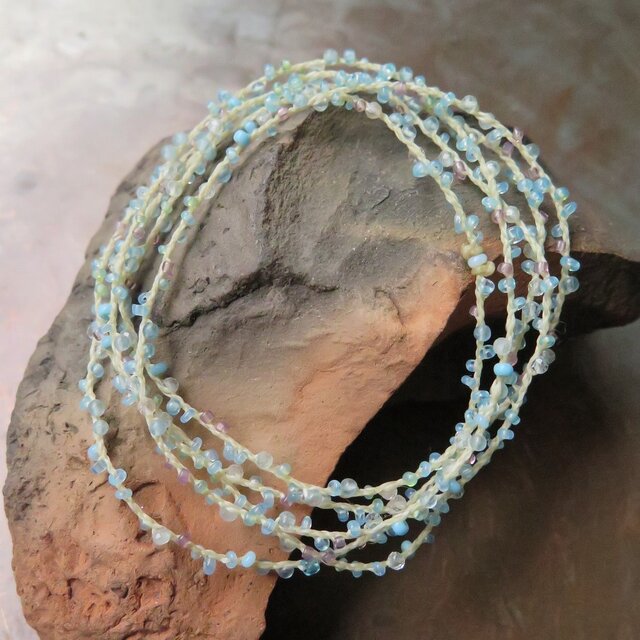 アンティーク 糸 ヴェネチアンシードビーズ ＆ アクアマリン