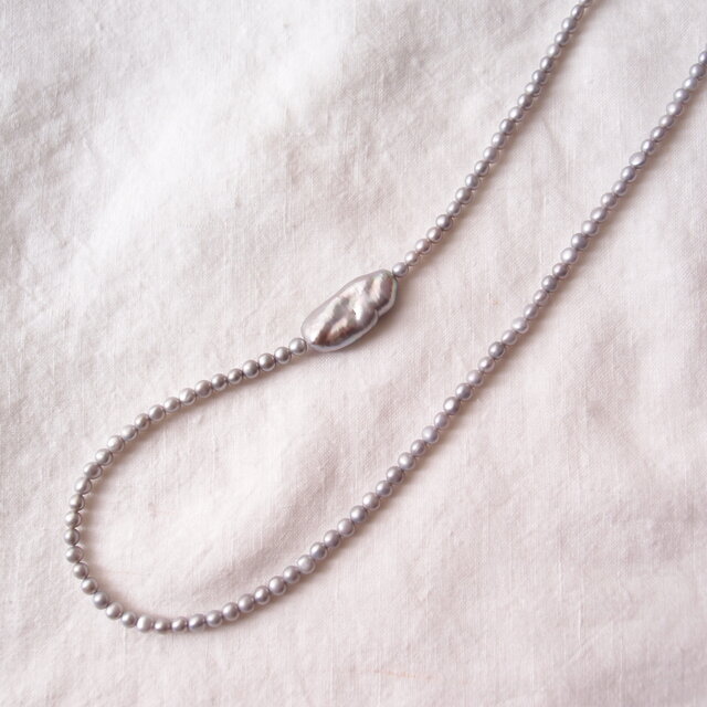 Biwa Pearl Asymmetry Necklace ／ビワパール アシンメトリーネックレス（Gray）