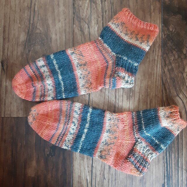 opal毛糸ソックス