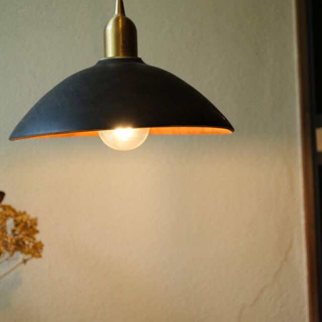 週末値下げ【美品】ランプシェード 2個 販売終了】Shade Lamp シェード付きLEDランプ | エレス株式会社