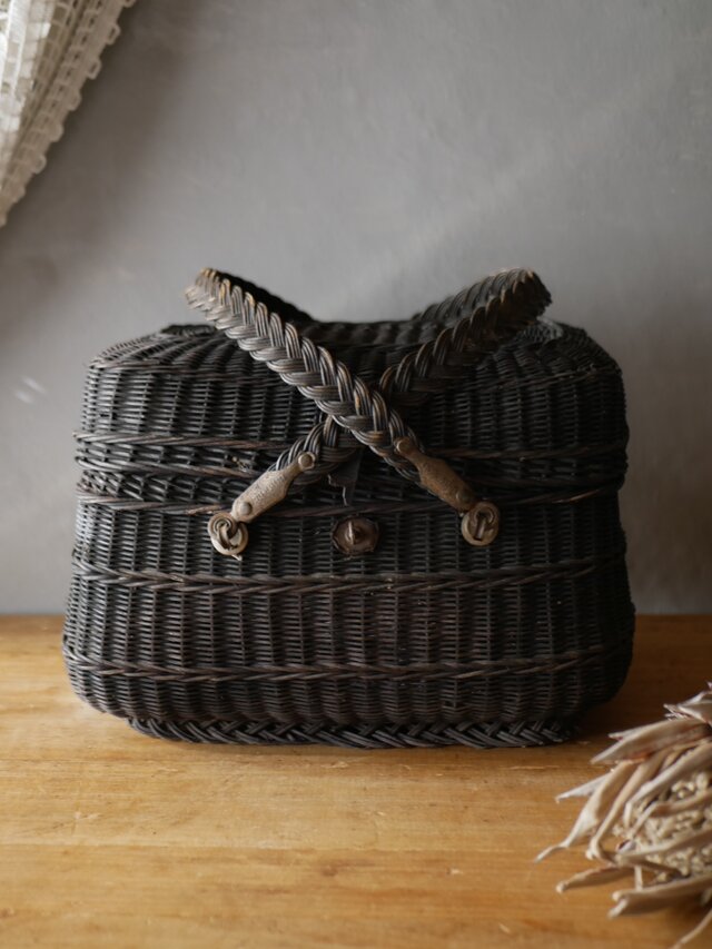 no.５ サックドフィヨンセ　アンティークパニエ　フランスアンティーク　アンティークのある暮らし