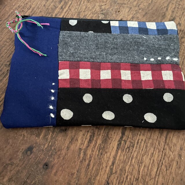 パッチワークポーチ　水玉チェックちくちくグレー青他