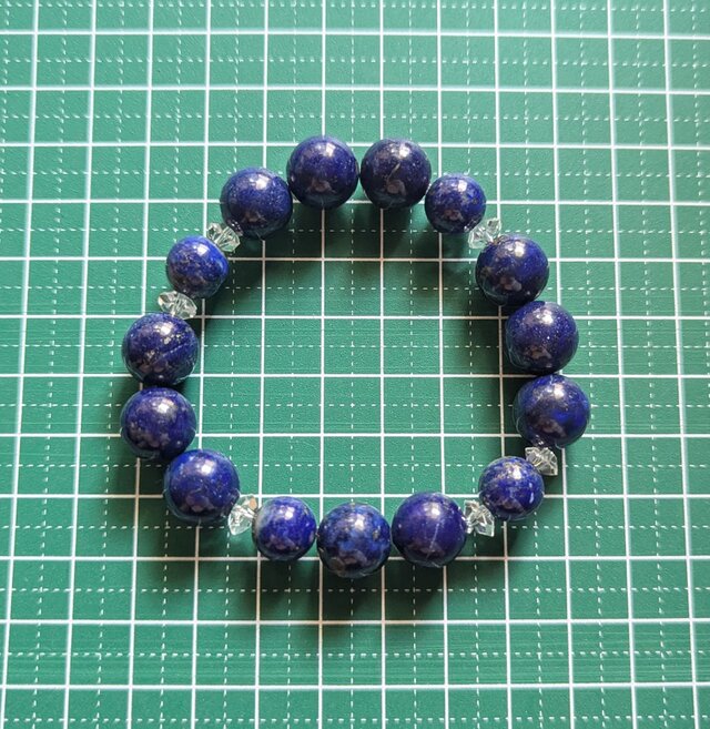 ✨深く自分自身を見つめ、才能に気づかせる気づきのクリスタル