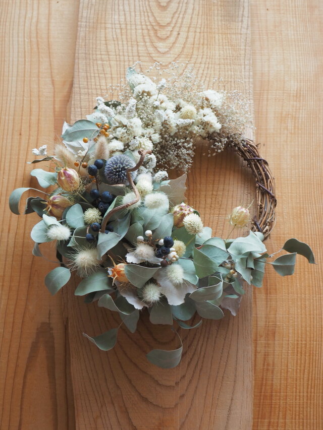ユーカリと草花のハーフリース | iichi 日々の暮らしを心地よく ユーカリと草花のハーフリース | iichi 日々の暮らしを心地よく