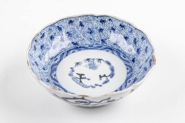 古伊万里 染付 微塵唐草三友文なます皿 江戸後期 | iichi 日々の暮らし