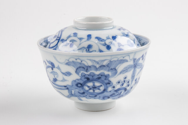 古伊万里 染付 線描き唐草文 蓋茶碗 江戸後期 | iichi 日々の