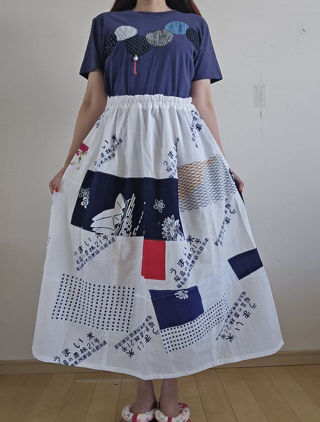 着物リメイク　手作り　白　手ぬぐい　パッチワーク　スカート