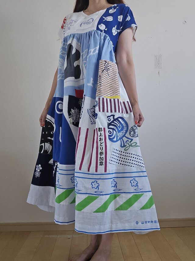 着物リメイク 手作り 白 手ぬぐい パッチワーク ワンピース | iichi