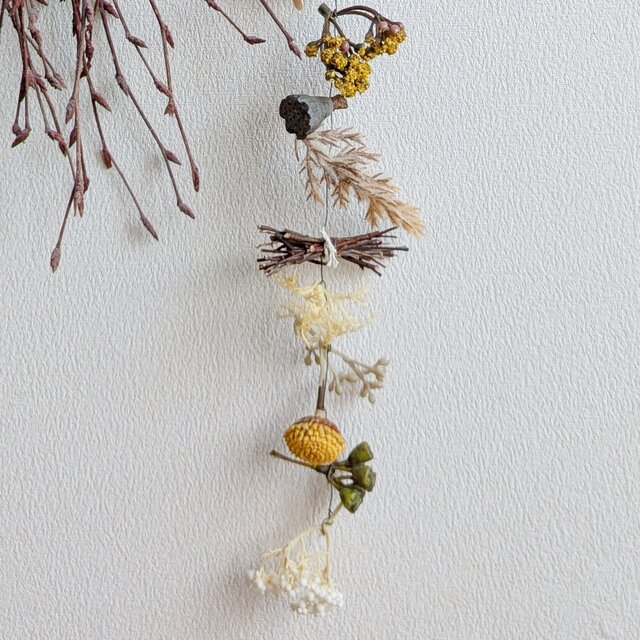 秋冬限定カラー】森の木の実 縦型ガーランド | iichi 日々の