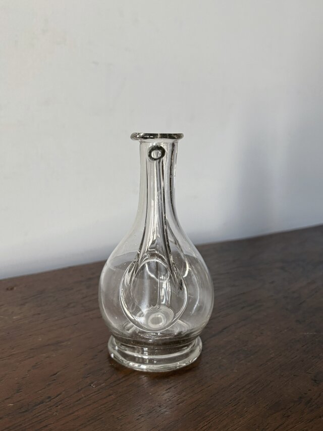 レア◆19世紀クロシェ型薬瓶 吹きガラスポット花器ピシェクレイユモントロージアン 18世紀 吹きガラス ビュレット ピシェ フランス アンティーク 0501626