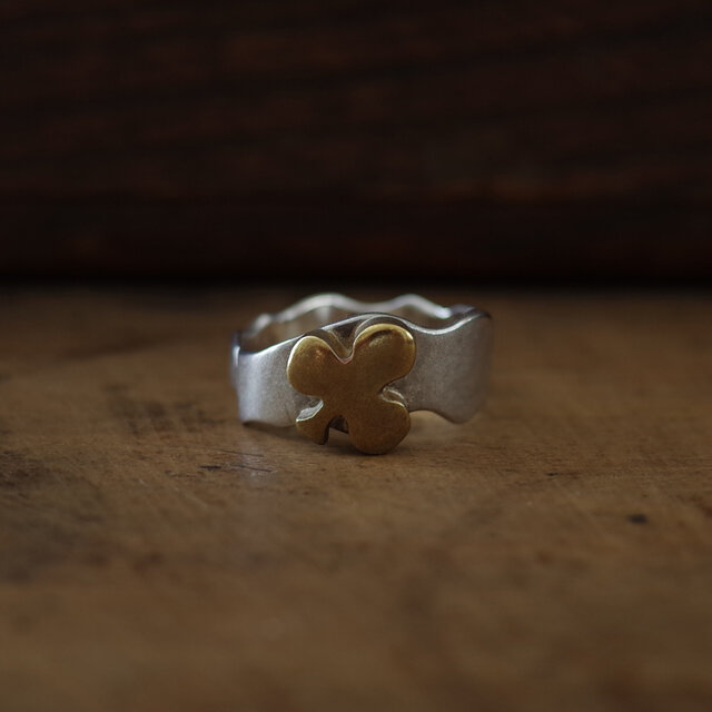 クローバーリング