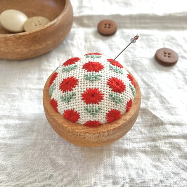 大きな ピンクッション 針山 big【 いつかの お花 / 赤 】